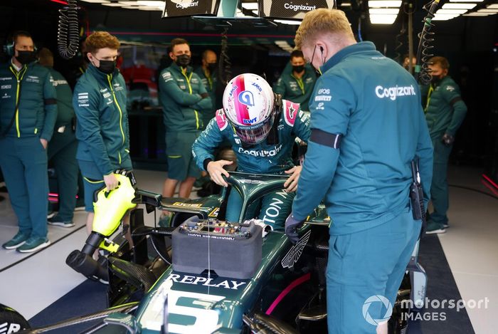 Sebastian Vettel, Aston Martin AMR21