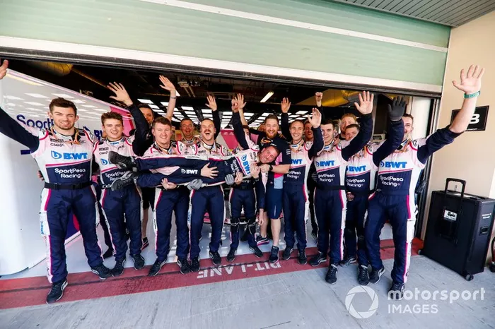 Los mecánicos de Racing Point fin de temporada