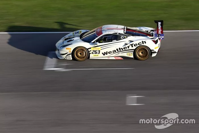 #263 Ferrari 488 Challenge, Ferrari Westlake: Cooper MacNeil