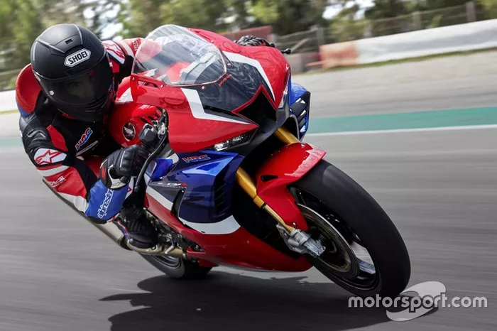 Honda CBR1000RR-R