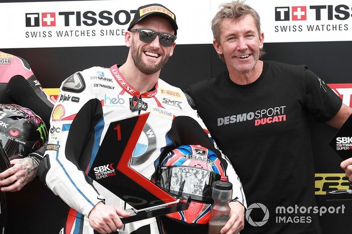 Ganador de la pole Tom Sykes, BMW Motorrad WorldSBK Team, Troy Bayliss