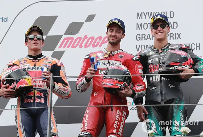 Podio: 1º Andrea Dovizioso, 2º Marc Márquez, 3º Fabio Quartararo