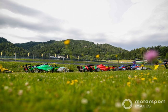 Bruna Tomaselli y Belén García se alinean antes de la clasificación