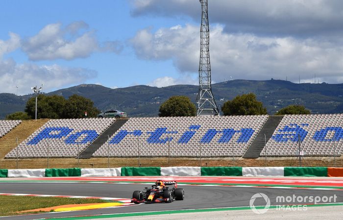 Max Verstappen, Red Bull Racing RB16B