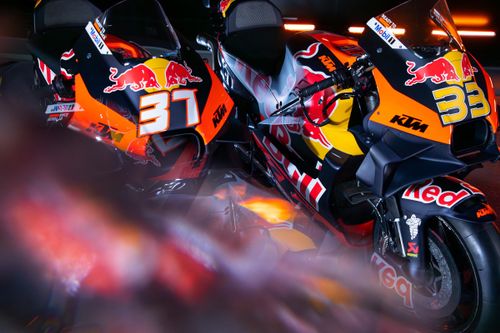 Pedro Acosta, Brad Binder, Red Bull KTM Factory Racing, motos