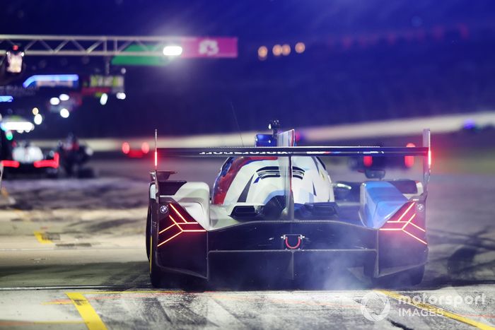#25 BMW M Team RLL BMW M Hybrid V8: Marco Wittmann, Sheldon Van Der Linde, Robin Frijns, Rene Rast