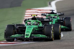 Nico Hulkenberg, Sauber, Gabriel Bortoleto, Sauber
