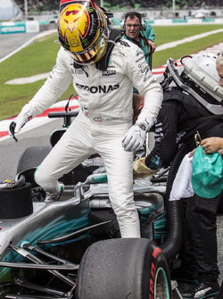 Lewis Hamilton, Mercedes-Benz F1 W08