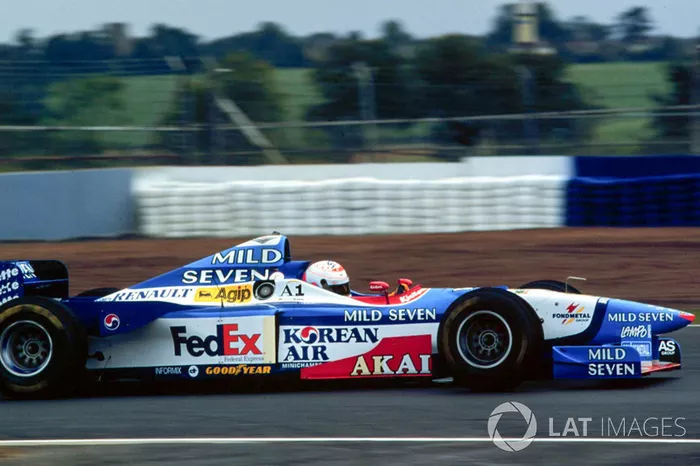 5. Martin Brundle (158 Grandes Premios)