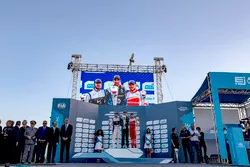 Podium: Race winner Sébastien Buemi, Renault e.Dams; second place Sam Bird, DS Virgin Racing; Felix Rosenqvist, Mahindra Racing