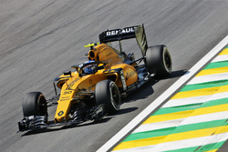 Jolyon Palmer, Renault Sport F1 Team RS16 met Halo cockpitbescherming