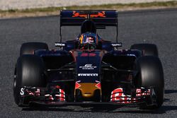 Carlos Sainz Jr., Scuderia Toro Rosso STR11