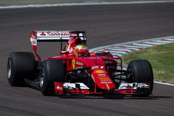 Esteban Gutierrez, Ferrari SF15-T