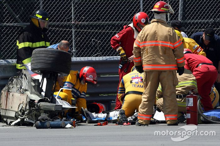 Choque fuerte de Robert Kubica, BMW Sauber F1 Team, F1.07