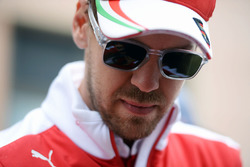 Себастьян Феттель, Ferrari на параде пилотов
