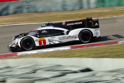 #1 Porsche Team, Porsche 919 Hybrid: Timo Bernhard, Mark Webber, Brendon Hartley