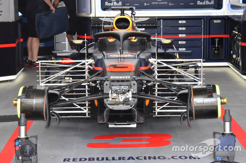 Red Bull Racing RB14 front detail