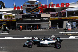 Lewis Hamilton, Mercedes-AMG F1 W09
