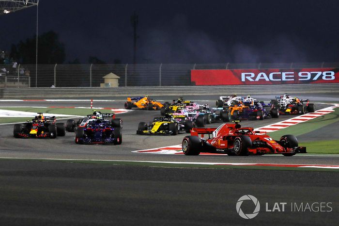 Kimi Raikkonen, Ferrari SF71H en la arrancada