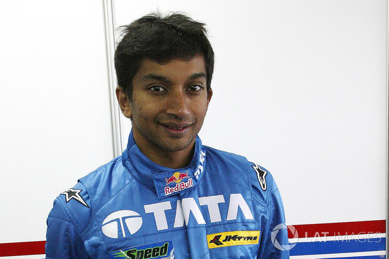 Narain Karthikeyan (2002-2004)
