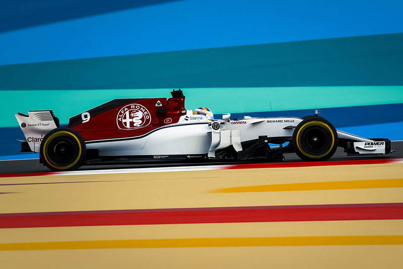 De Alfa Romeo Sauber C37 zonder halo