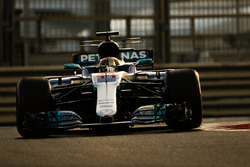 Льюіс Хемілтон, Mercedes AMG F1 W08