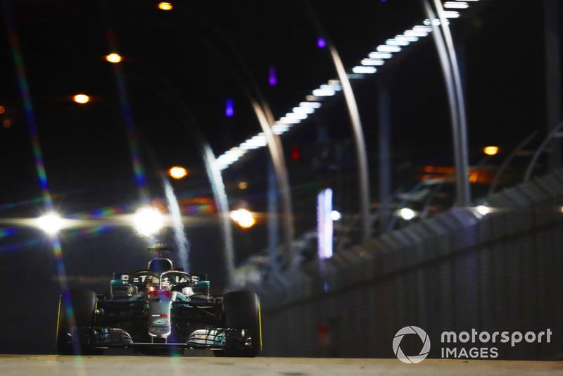 Lewis Hamilton, Mercedes AMG F1 W09 EQ Power+