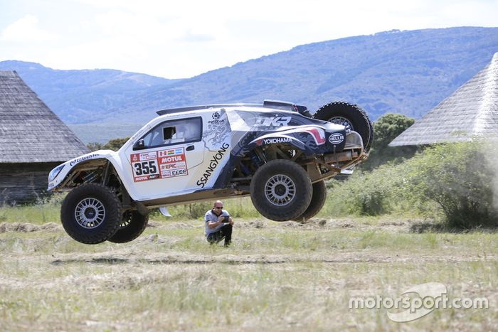 Prueba SsangYong Tivoli DKR