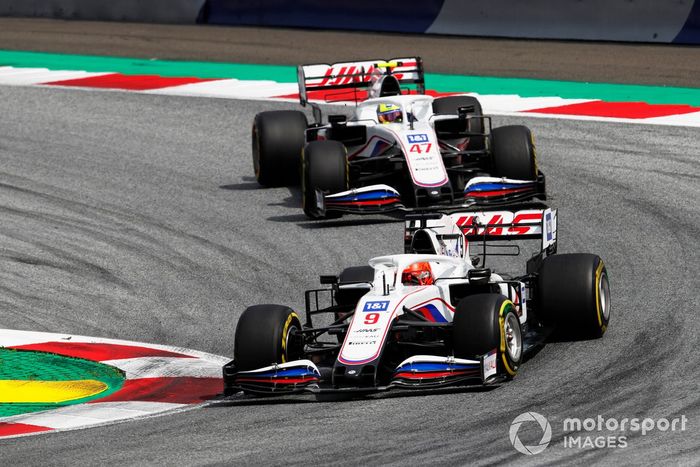 Nikita Mazepin, Haas VF-21, Mick Schumacher, Haas VF-21