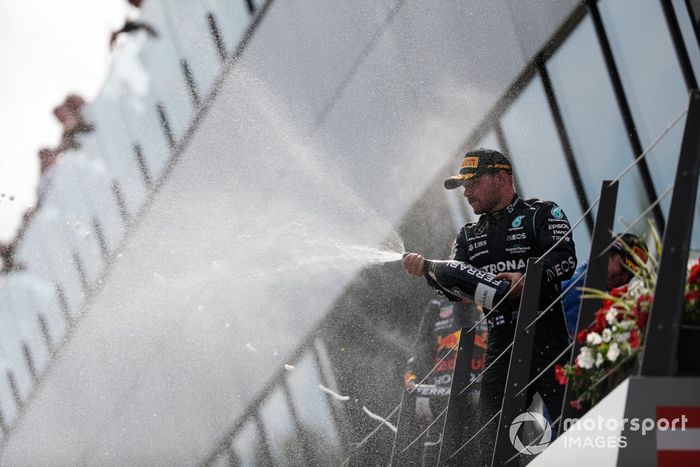 Podio: segundo lugar Valtteri Bottas, Mercedes