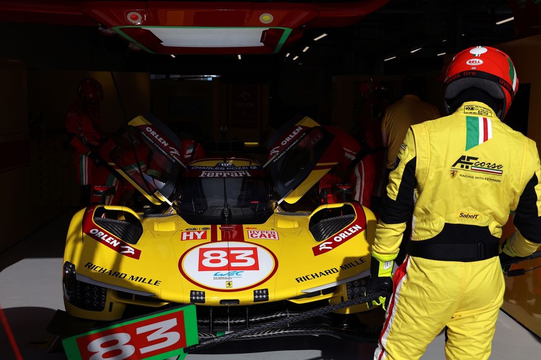 #83 AF Corse Ferrari 499P: Robert Kubica, Yifei Ye, Philip Hanson