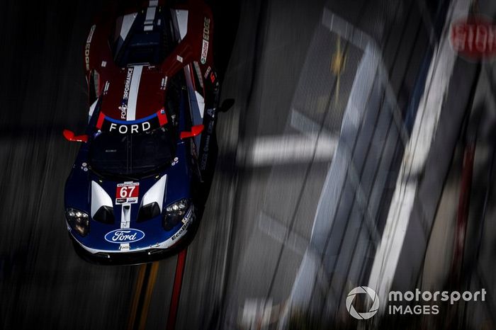 #67 Ford Chip Ganassi Racing Ford GT, GTLM: Ryan Briscoe, Richard Westbrook