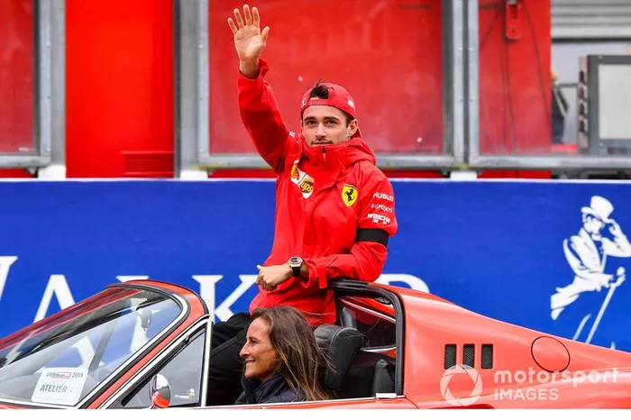 Charles Leclerc, Ferrari, alla parata dei piloti