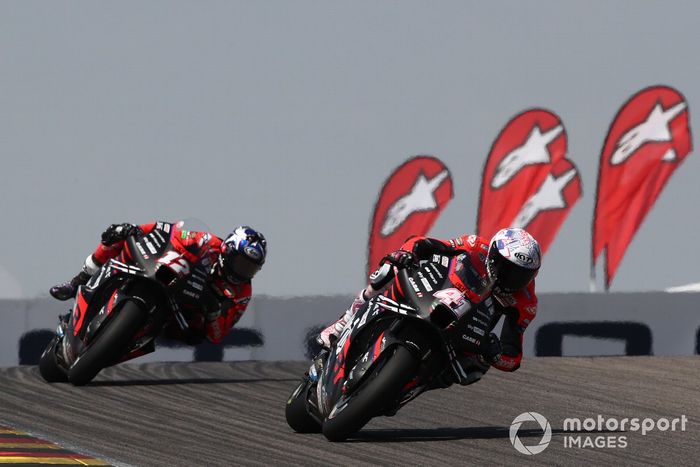 Aleix Espargaró, Aprilia Racing Team