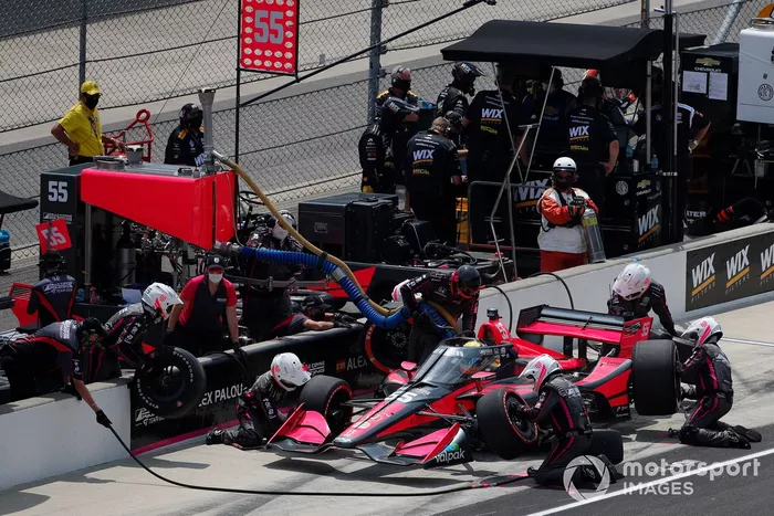Alex Palou,  Dale Coyne Racing with Team Goh Honda pit stop