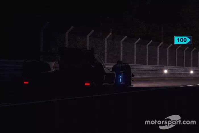 Acciones en pista de noche