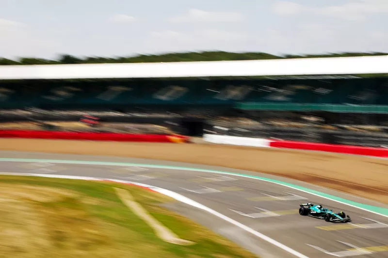 Felipe Drugovich, Aston Martin