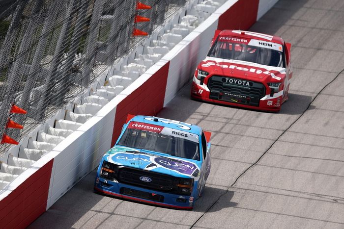 Layne Riggs, Front Row Motorsports Ford, Corey Heim, TRICON Garage ToyotaLayne Riggs, Front Row Motorsports Ford, Corey Heim, TRICON Garage Toyota