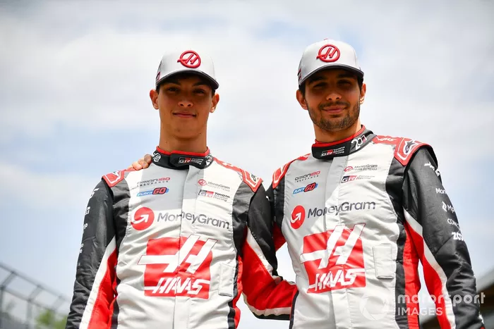 Esteban Ocon, Haas F1 Team, Oliver Bearman, Haas F1 Team