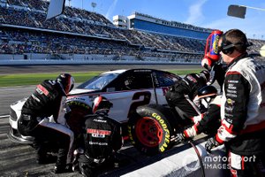 Brad Keselowski, Team Penske, Ford Mustang Discount Tire