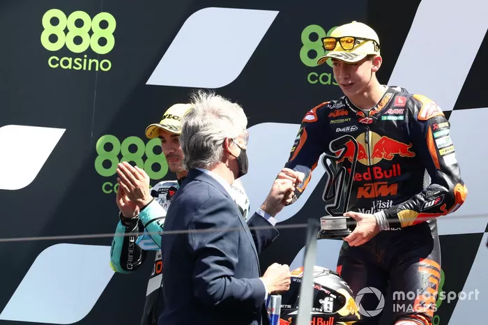 Ganador Pedro Acosta, Red Bull KTM Ajo