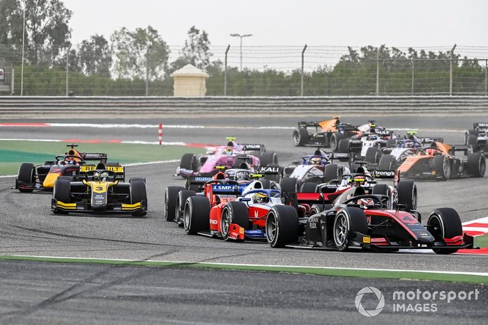 Callum Ilott, UNI-VIRTUOSI, Robert Shwartzman, Prema Racing 