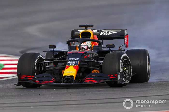 Trompo de Max Verstappen, Red Bull Racing RB16