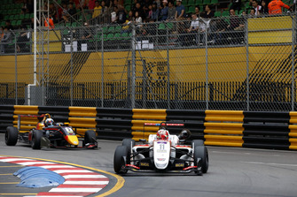 Marcus Armstrong, SJM Theodore Racing by PREMA