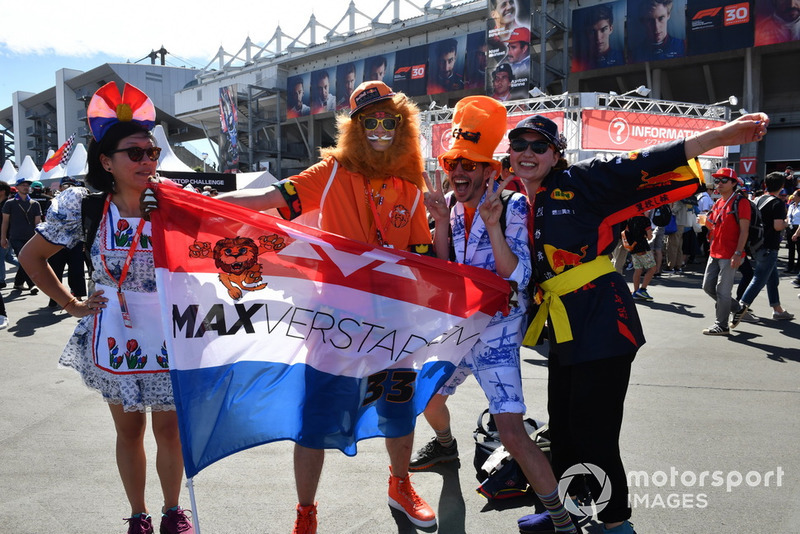 Max Verstappen, Red Bull Racing fans