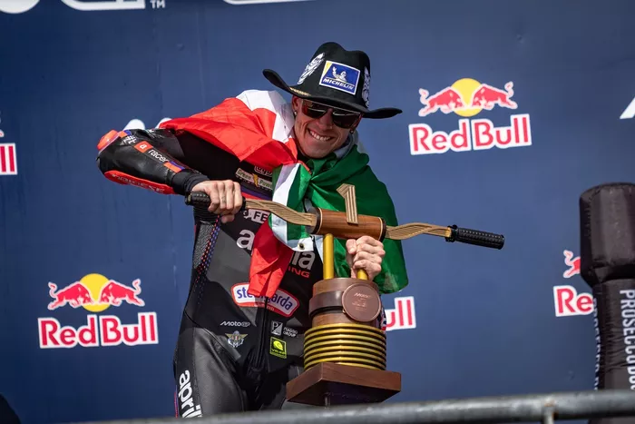 Marco Bezzecchi, Aprilia Racing