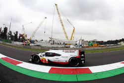 #2 Porsche Team Porsche 919 Hybrid: Тімо Бернхард, Ерл Бембер, Брендон Хартлі