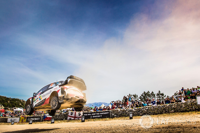 Яри-Матти Латвала и Миикка Анттила, Toyota Yaris WRC