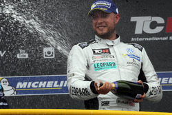 Podium: Rob Huff, Leopard Racing Team WRT, Volkswagen Golf GTi TCR
