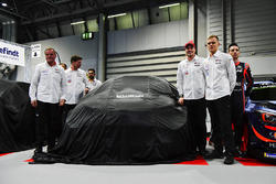 Le team Toyota WRC, avec Jari-Matti Lavala, Ott Tanak et Tommi Mäkinen